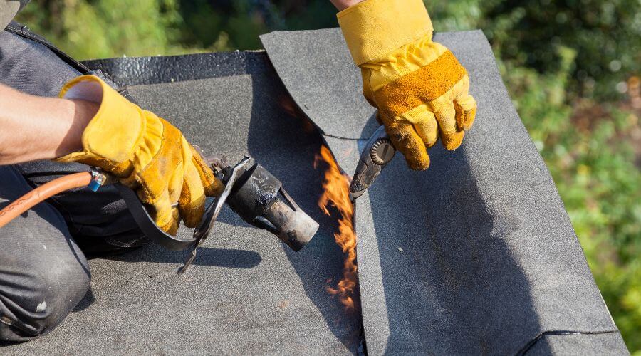 Expert Emergency Roof Repairs services in Redkey, IN